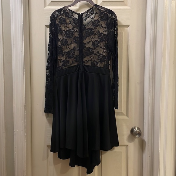 Black and Champagne Dress - Picture 2 of 2